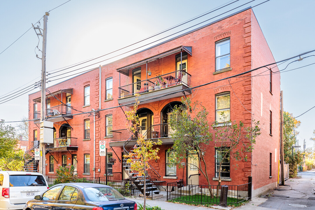 1610 De Champigny Rue in Montréal, QC - Building Photo