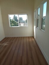 1162 W Adams Blvd in Los Angeles, CA - Building Photo - Building Photo