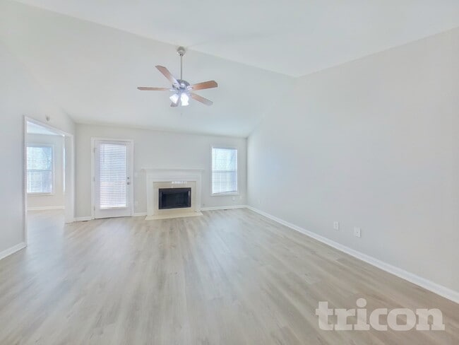 38 Stonemont Ct in Douglasville, GA - Building Photo - Building Photo