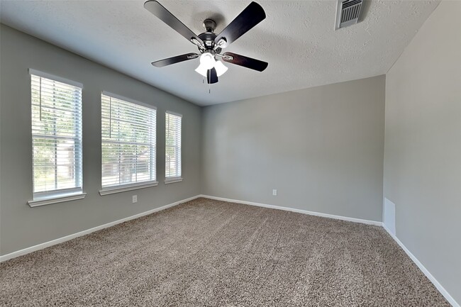 property at 2211 Pincher Creek Dr