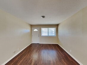 764 Oakwood Ave in Hurst, TX - Building Photo - Building Photo