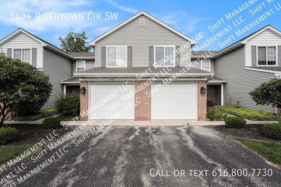 5434 Rivertown Cir SW in Wyoming, MI - Building Photo