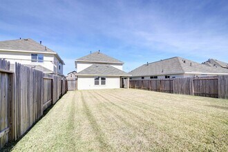 5815 Post Oak Manor Dr in Houston, TX - Building Photo - Building Photo