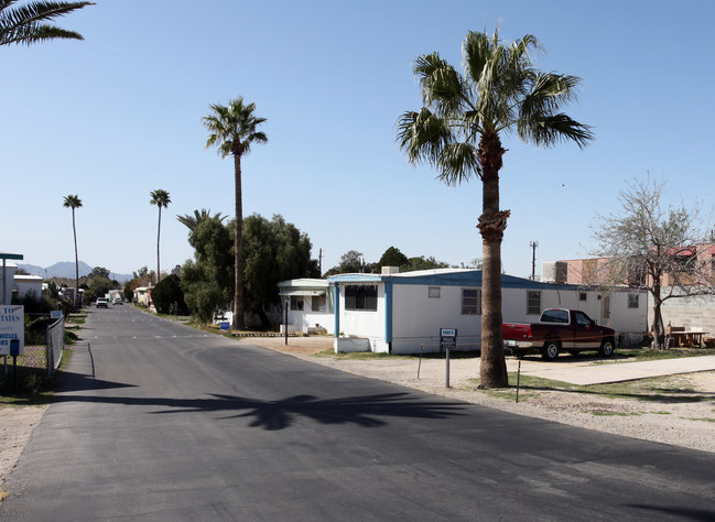 Campbell Estates Mobile Home in Tucson, AZ - Building Photo - Building Photo