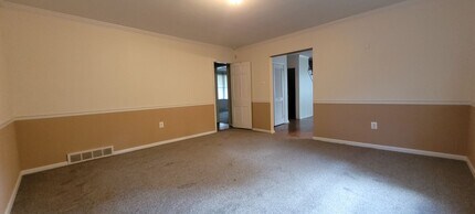 2301 Edgewood Rd in Harrisburg, PA - Building Photo - Building Photo