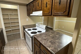 6384 Oak Park Dr in Memphis, TN - Foto de edificio - Building Photo