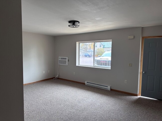 220 S Preston Ave in Reedsburg, WI - Building Photo - Building Photo