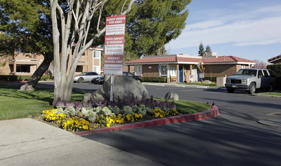 Three Palms Senior Apartments Hesperia, CA Apartments For Rent