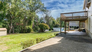97 Kimberly Ln in Cranston, RI - Building Photo - Building Photo