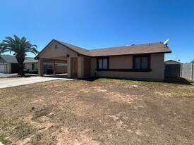 456 N Glenview in Mesa, AZ - Building Photo