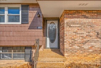 103 Millers Hill Rd in Dover, TN - Building Photo - Building Photo