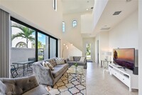 1326 Kendari Terrace in Naples, FL - Foto de edificio - Building Photo