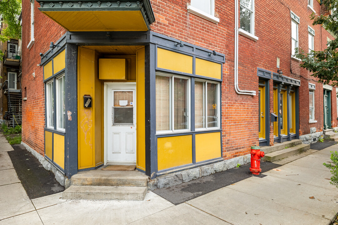 1500-1508 La Fontaine Rue in Montréal, QC - Building Photo