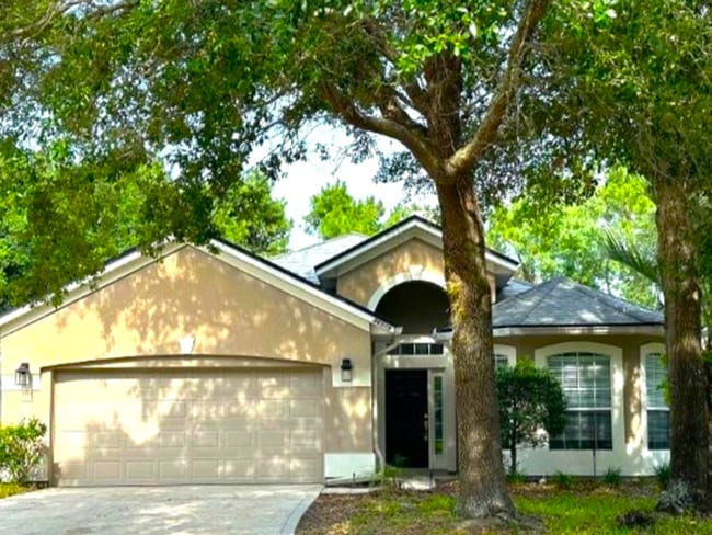 property at 96015 Long Beach Dr