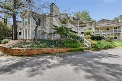 1210 Augusta Dr in Marietta, GA - Building Photo