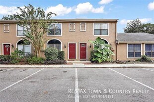 1355 Casa Park Cir in Winter Springs, FL - Building Photo