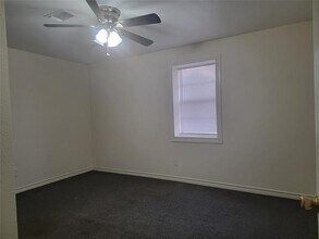 402 Stephens St in Clyde, TX - Building Photo - Building Photo