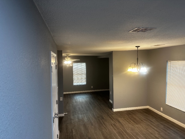 8906 Lockwood Dr in Houston, TX - Foto de edificio - Building Photo