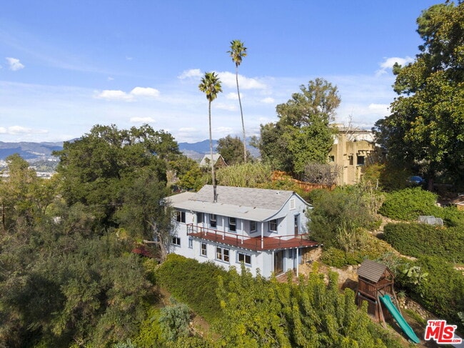 property at 1409 Avon Park Terrace