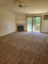 Redstone Trails in Green Bay, WI - Foto de edificio - Building Photo