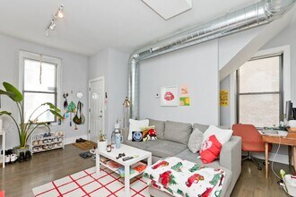 1715 S Carpenter St in Chicago, IL - Building Photo - Building Photo