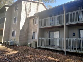 127 SE 16th Ave, Unit S 105 in Gainesville, FL - Building Photo - Building Photo