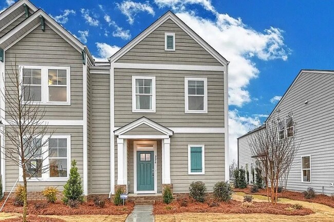 226 Johnston Dr in Pineville, NC - Building Photo - Building Photo