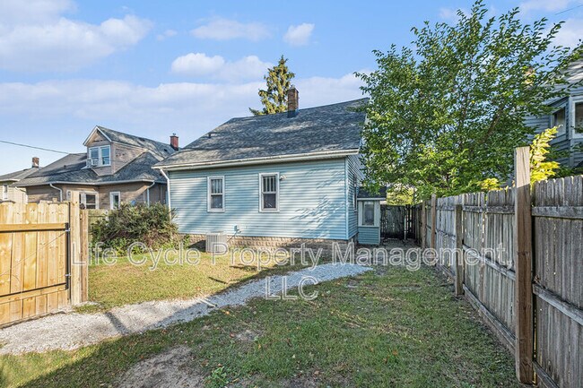 346 Quimby St NE in Grand Rapids, MI - Building Photo - Building Photo