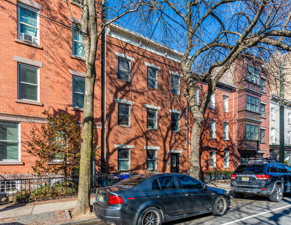 222 Park Ave in Hoboken, NJ - Foto de edificio