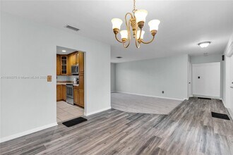 7621 SW 146th Ave in Miami, FL - Building Photo - Building Photo