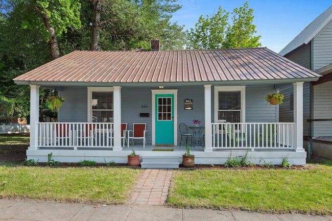 property at 806 E Mullan Ave