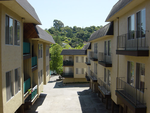 Gerstle Park Apartments in San Rafael, CA - Foto de edificio - Building Photo