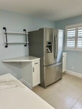 1750 S Palmetto Ave in South Daytona, FL - Building Photo - Building Photo