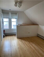 139 Antrim St, Unit 3 in Cambridge, MA - Foto de edificio - Building Photo