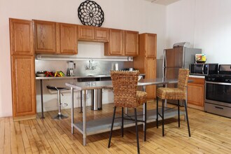 1709 Washington Ave, Unit 703 in St. Louis, MO - Building Photo - Building Photo