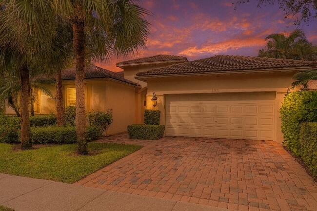 195 Sedona Way in Palm Beach Gardens, FL - Building Photo - Building Photo