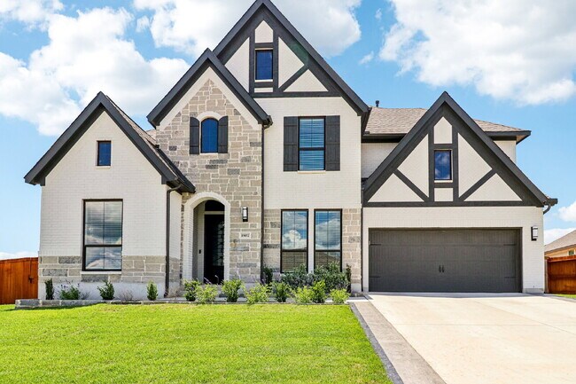 property at 1907 Peres St