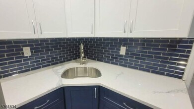 86 Stone St in Newark, NJ - Building Photo - Building Photo