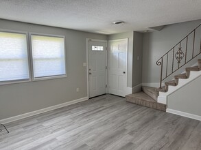 31 Constitution Way in Methuen, MA - Building Photo - Building Photo