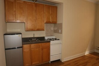 4549 N Damen in Chicago, IL - Building Photo - Building Photo