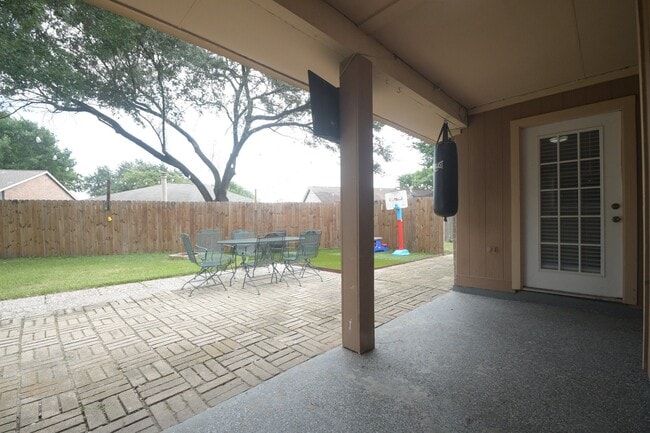 7514 Split Oak Ct in Houston, TX - Foto de edificio - Building Photo