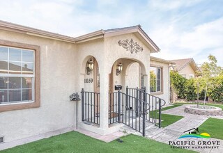 1659 Luxton St in Seaside, CA - Building Photo - Building Photo