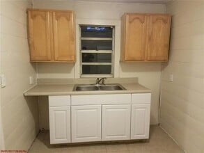 611 N Lakewood Ave in Ocoee, FL - Building Photo - Building Photo