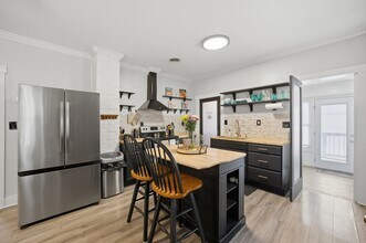 1080 Green St in Norfolk, VA - Building Photo - Building Photo