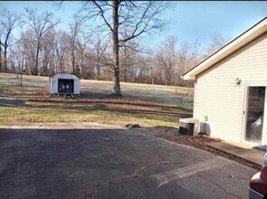 744 Chandler Ave in Radcliff, KY - Building Photo - Building Photo