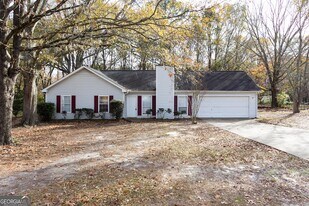 141 Brownsmill Dr in Grayson, GA - Building Photo