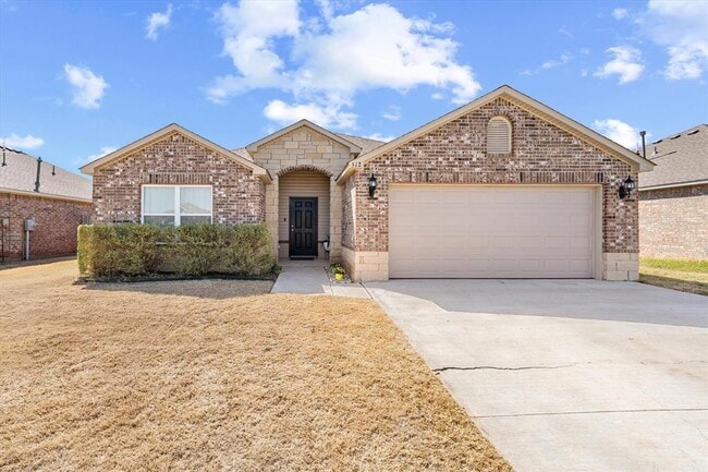 property at 512 SE 3rd Pl