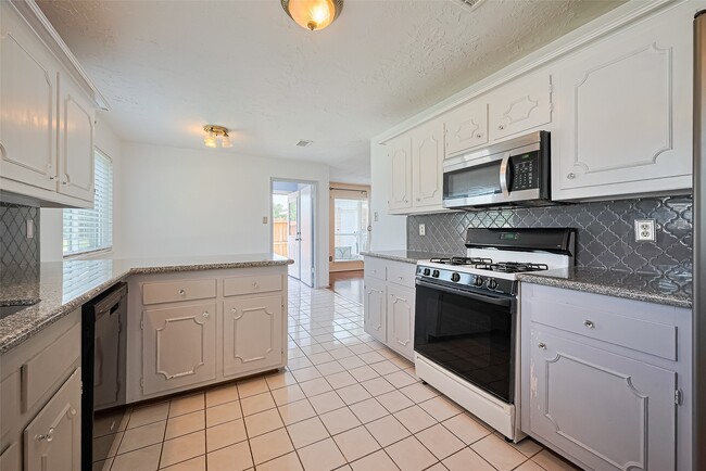 3234 Mourning Dove Dr