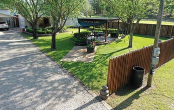 4933 Farm to Market Rd 2276 in Henderson, TX - Building Photo - Building Photo