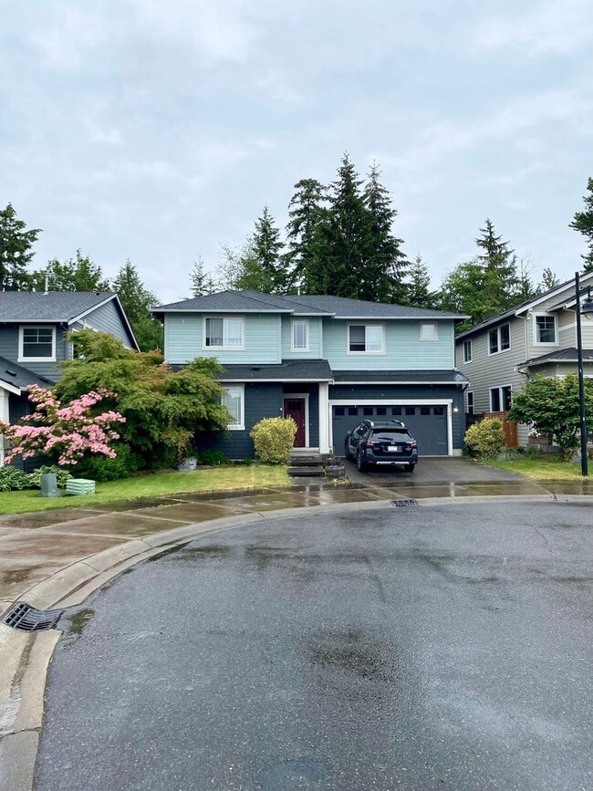 property at 18504 139th St E